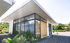 Villa Tanager
